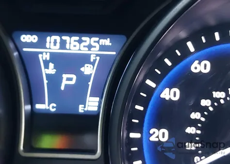 2015 Hyundai Veloster Turbo z USA, uszkodzony, nr VIN KMHTC6AE5FU240028